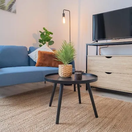 Chic Proche Aeroport & Centre-ville Apartment Charleroi