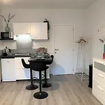 Chic Proche Aeroport & Centre-ville Apartman