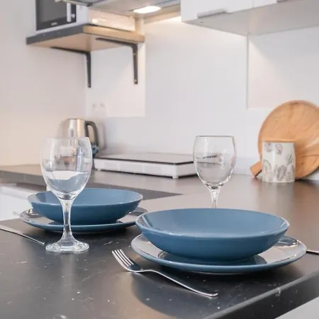 Appartement Chic Proche Aeroport & Centre-ville