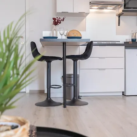 Chic Proche Aeroport & Centre-ville Апартаменты